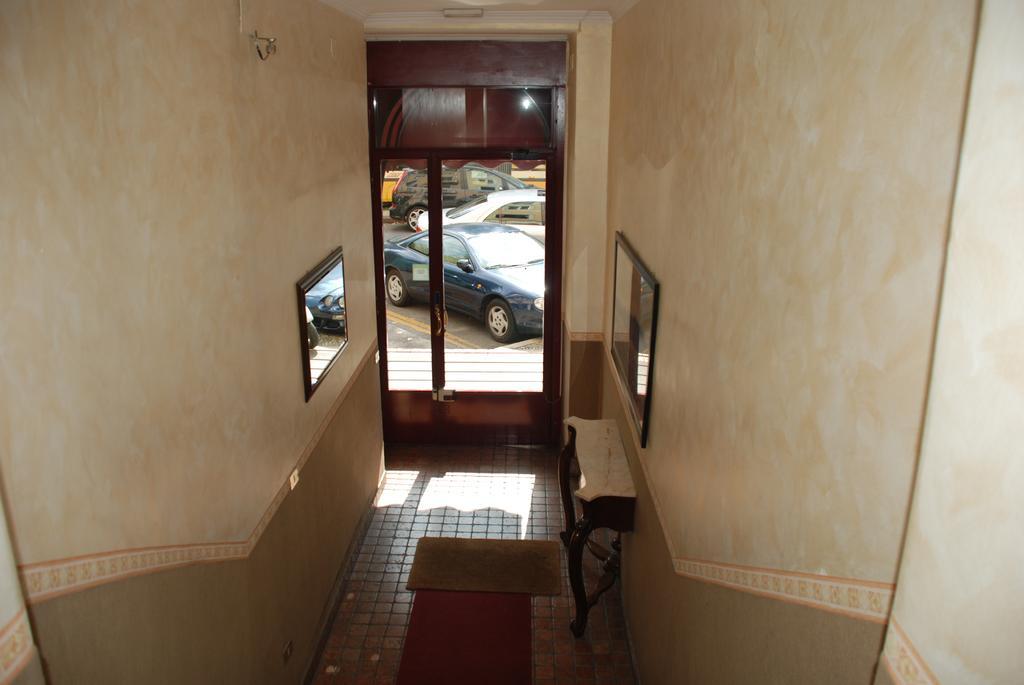 Hotel Casa Mia Милан Экстерьер фото